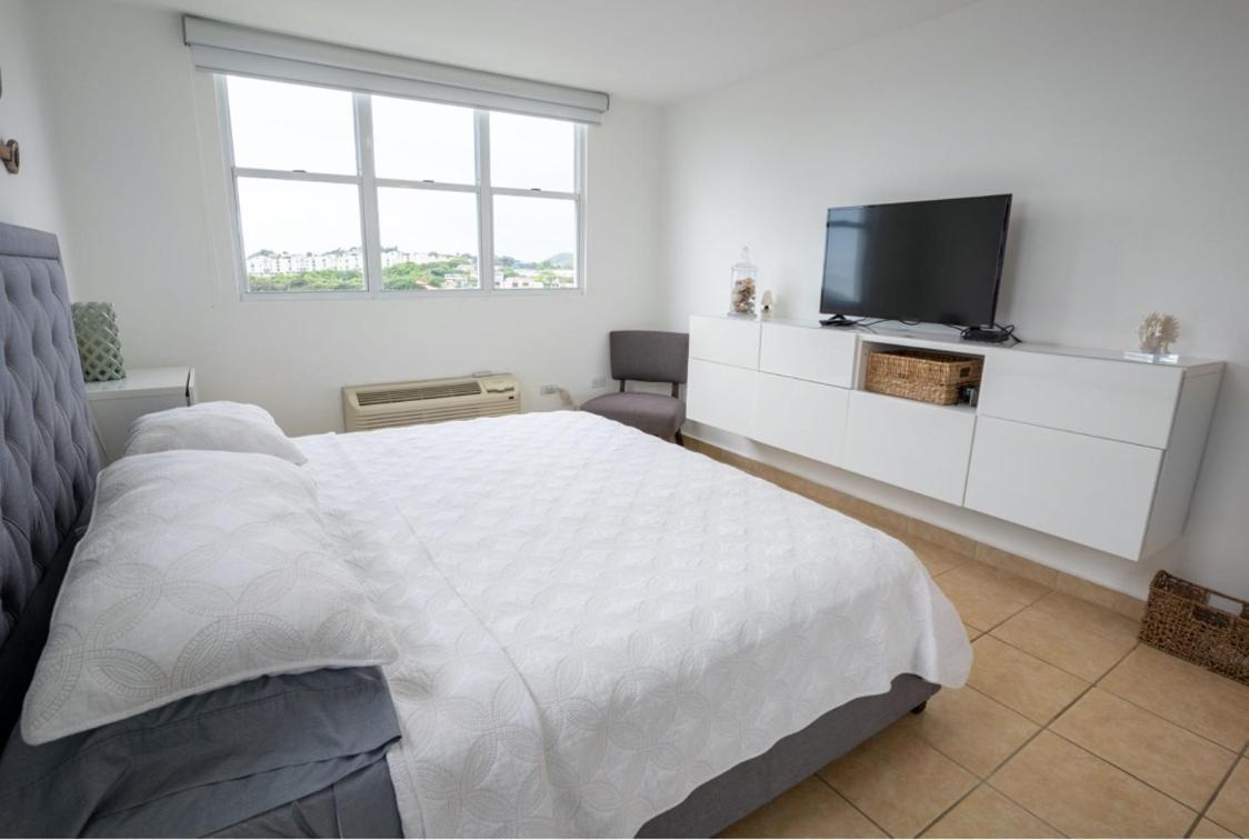 Luxury Apartment With Ocean Views Fajardo Luaran gambar
